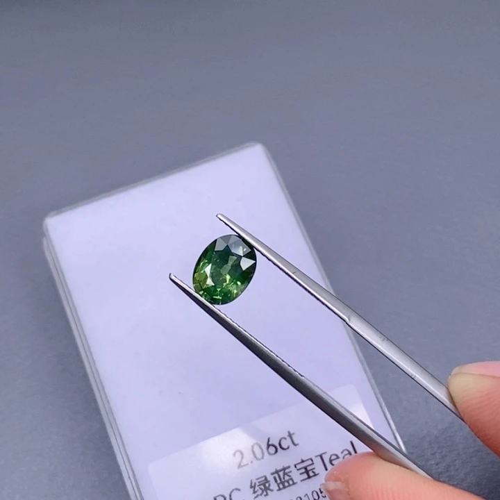 蓝宝石裸石未镶嵌2.06克拉