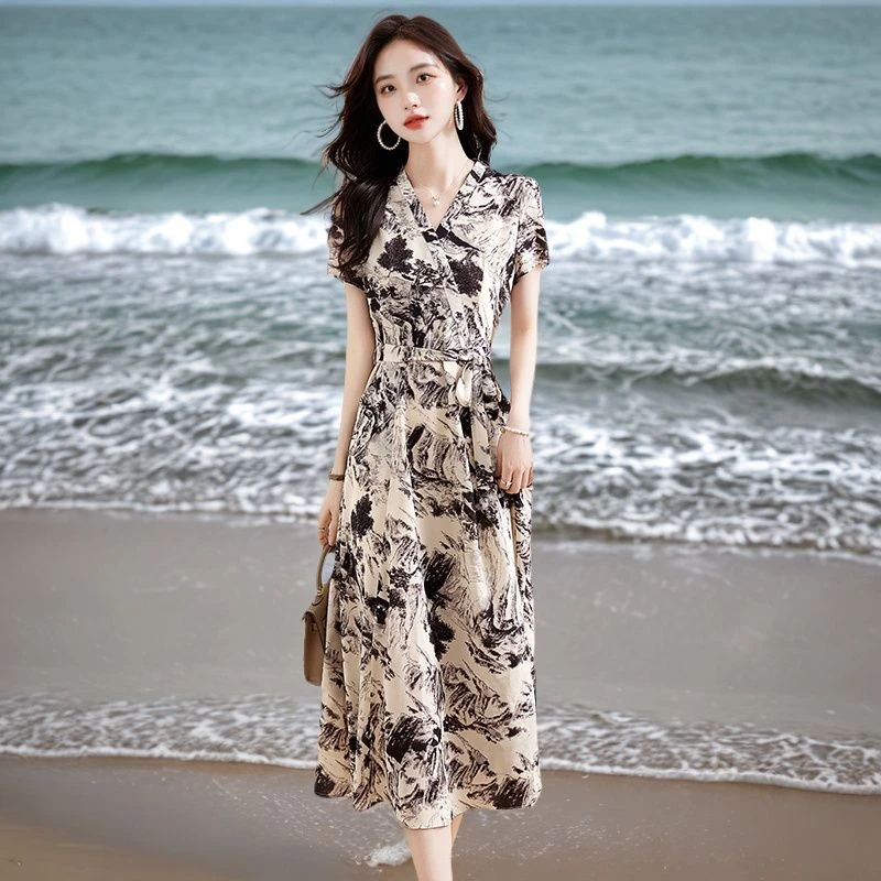 2025水墨印花连衣裙夏季新款女高级感中长款韩版时