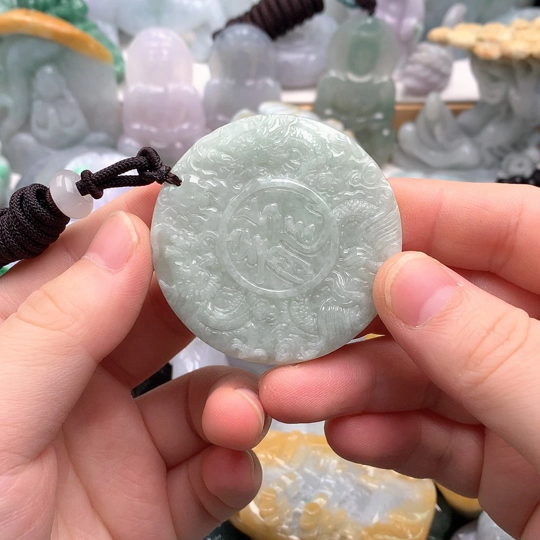 吊坠(不含链)未镶嵌翡翠