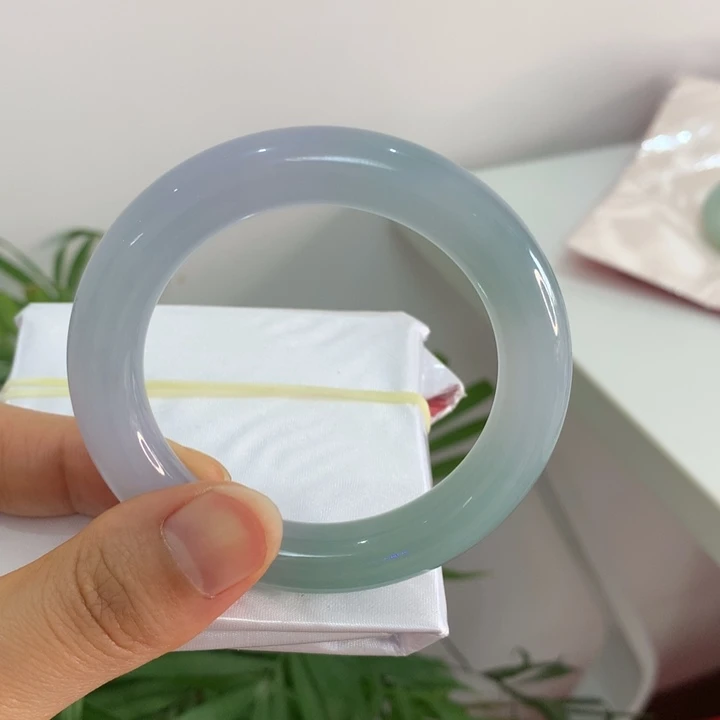 翡翠未镶嵌手镯胖圆53