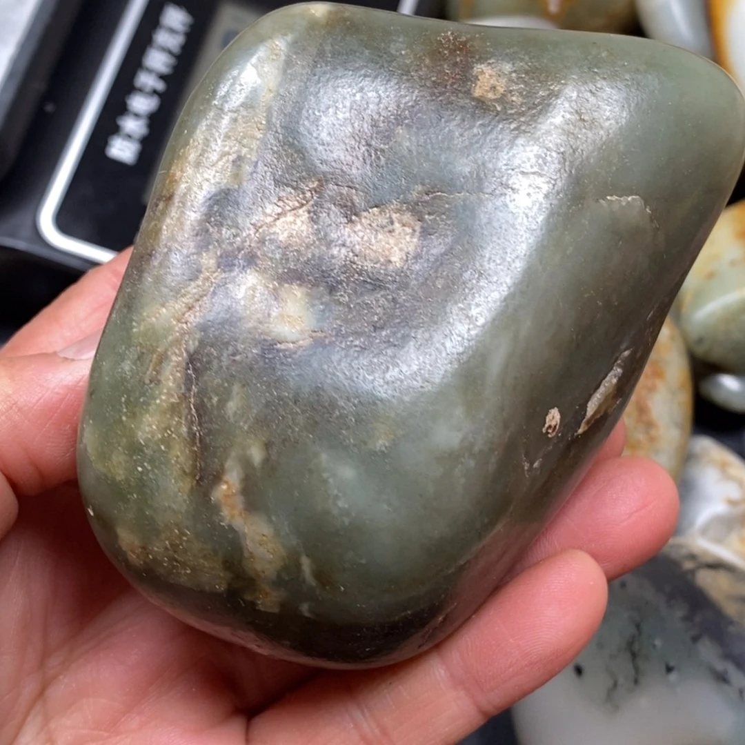 和田玉（糖玉）挂件未镶嵌