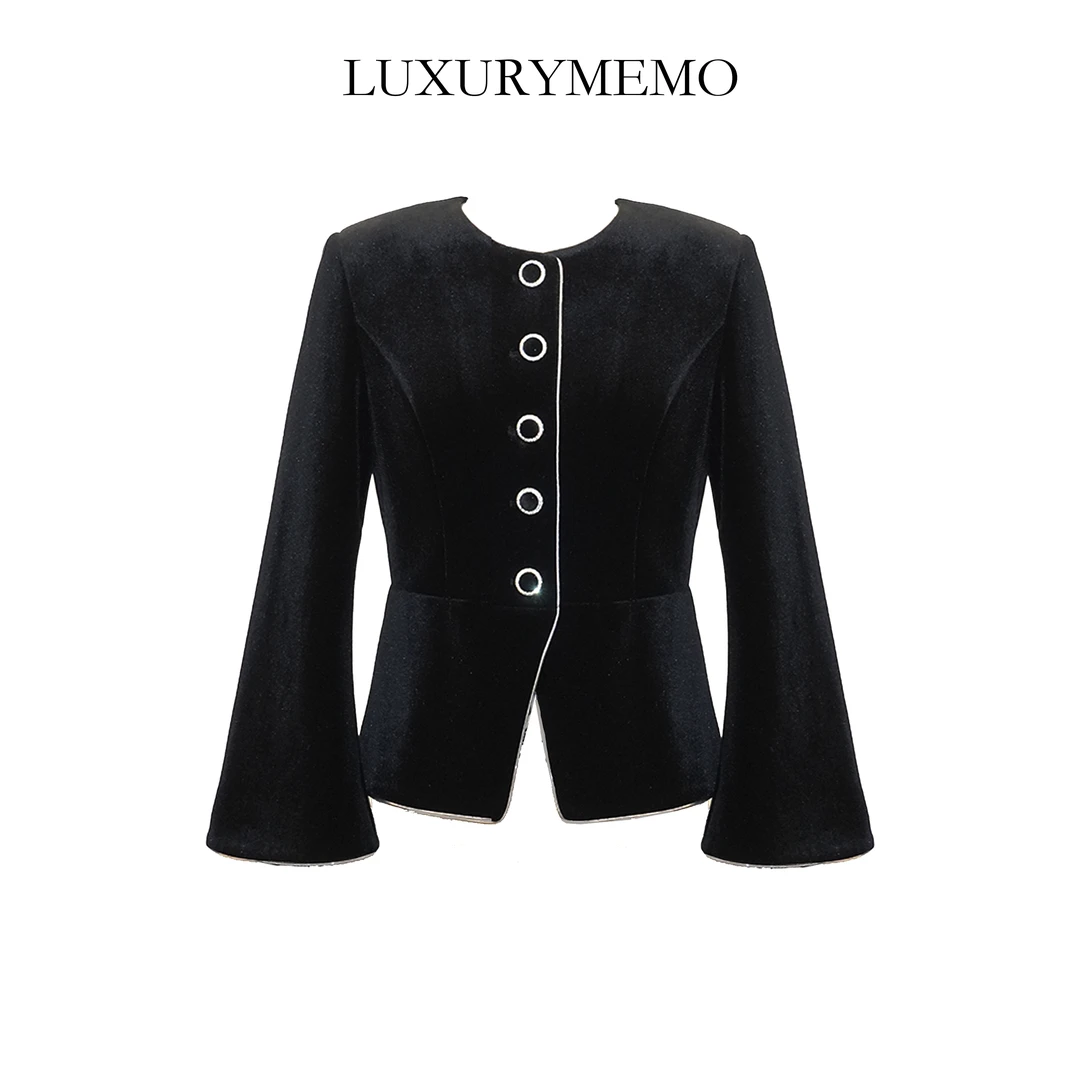 LUXURYMEMO【伯爵夫人】显瘦气质单排扣轻奢短款棉服秀场外套
