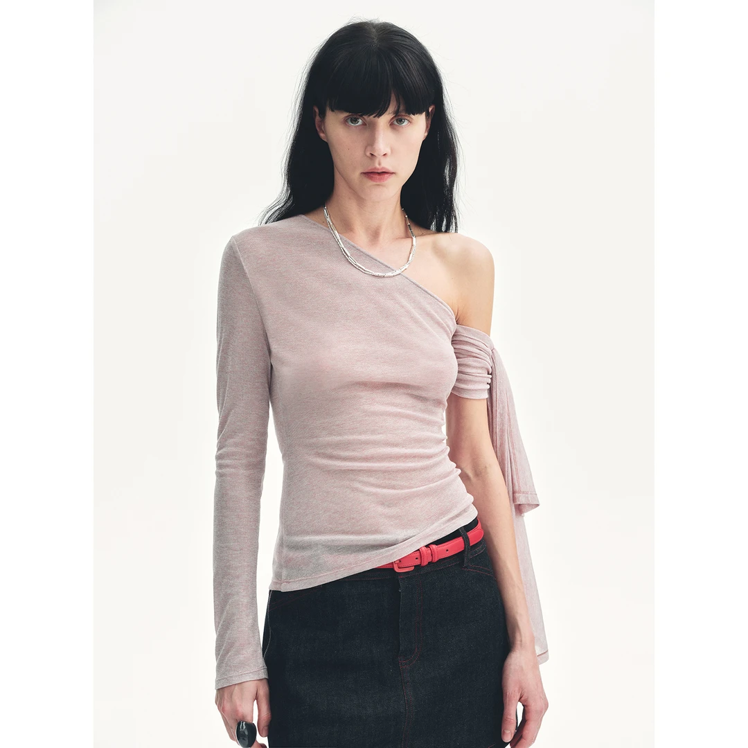 付智恩 摩登律动 天丝羊毛斜肩飘带修身上衣