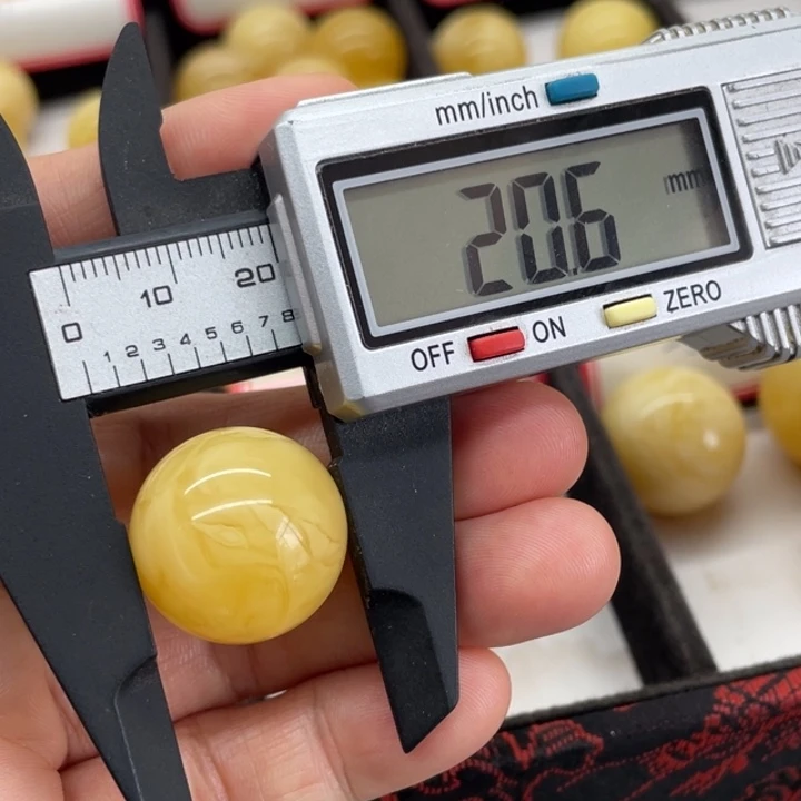 未镶嵌琥珀裸石蜜蜡