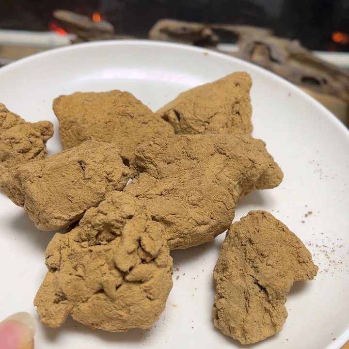 皓***空沉香沉香碎屑水磨粉100克