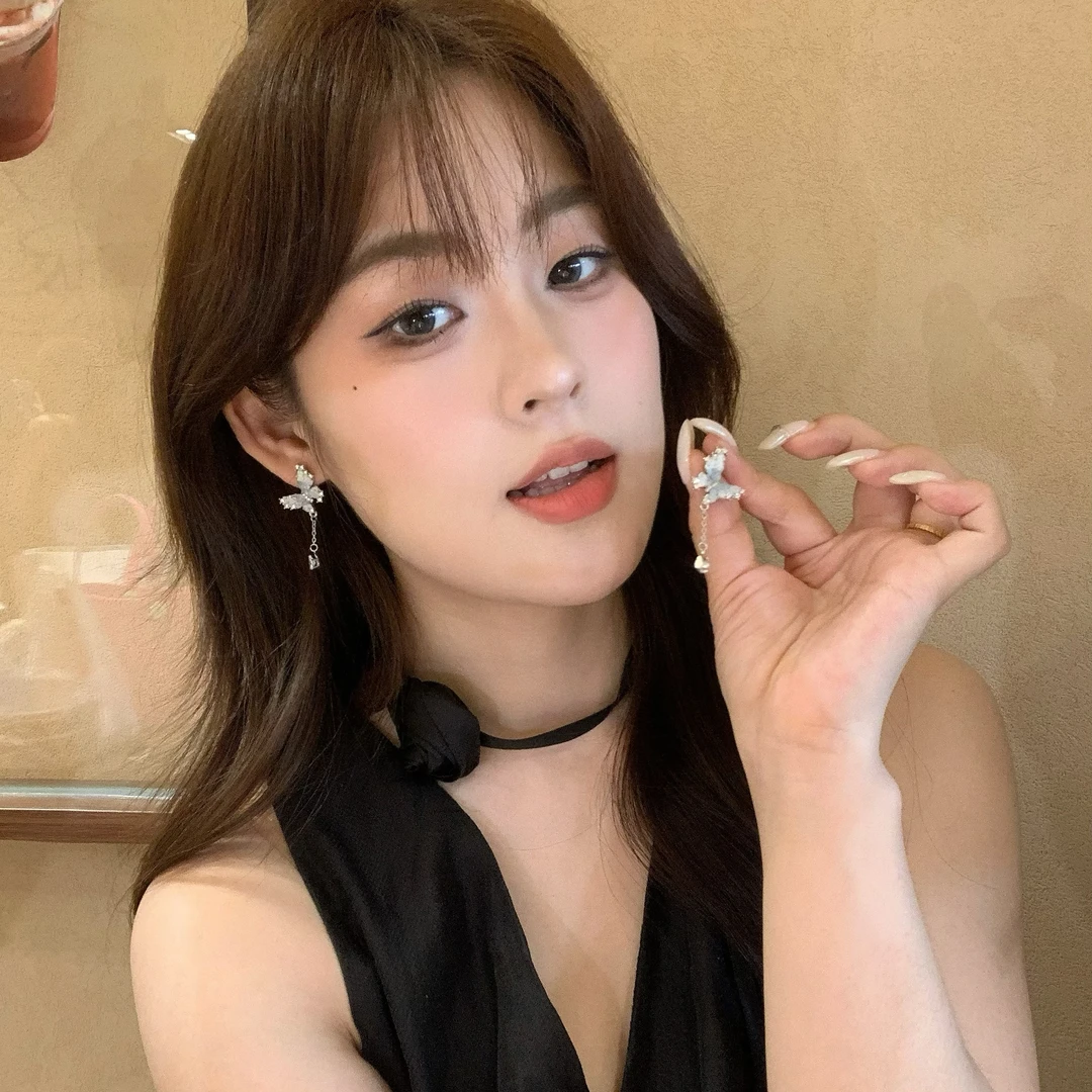 合金锆石耳饰 渐变蓝色蝴蝶锆石水滴流苏耳钉高级感轻奢气质耳环