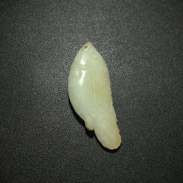 晚清和田玉鱼形挂件/文物商店/古93331