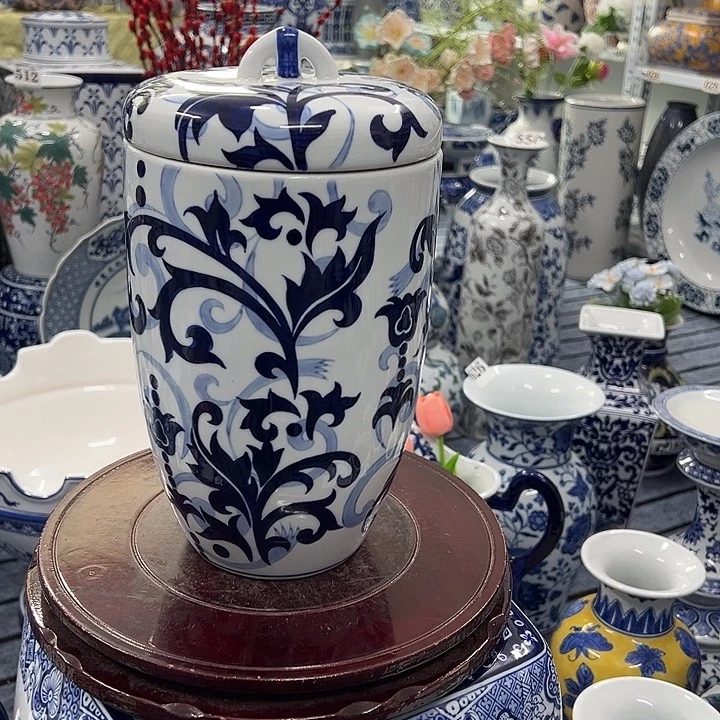 摆件青花瓷居家摆件储物罐茶叶罐