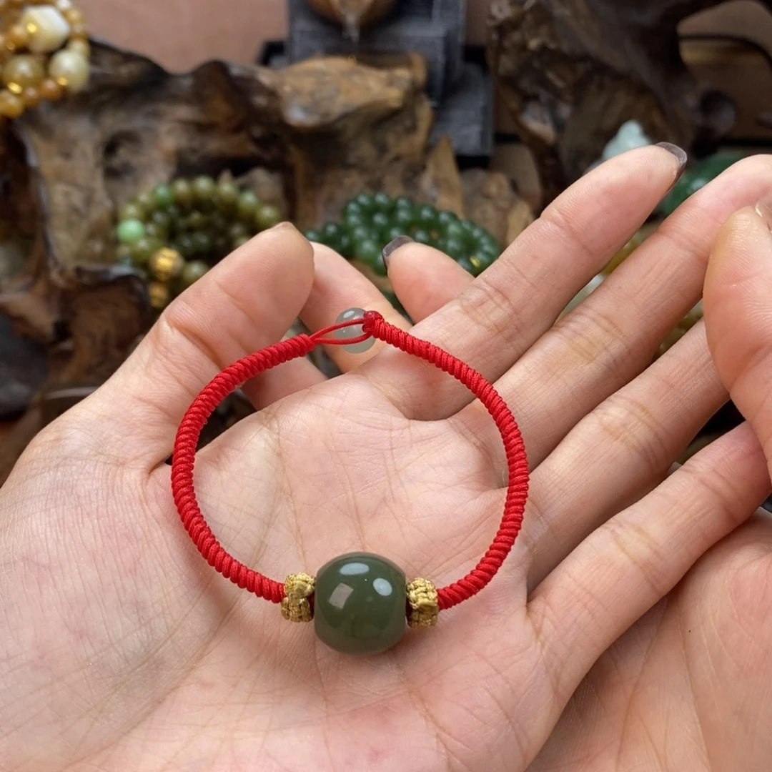 鲨****和田玉未镶嵌颈饰