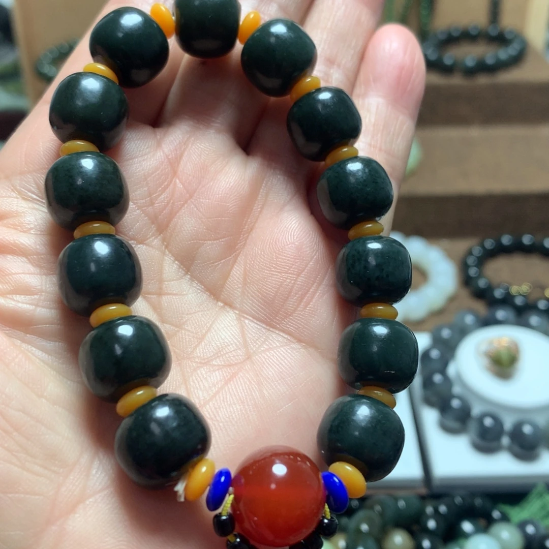 和田玉未镶嵌手链