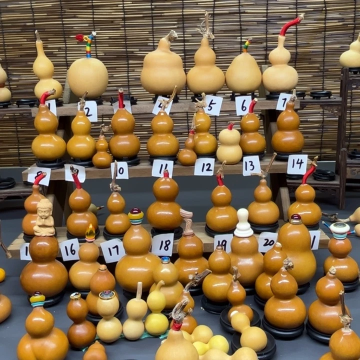 飞***༉葫芦等多种颜色可供