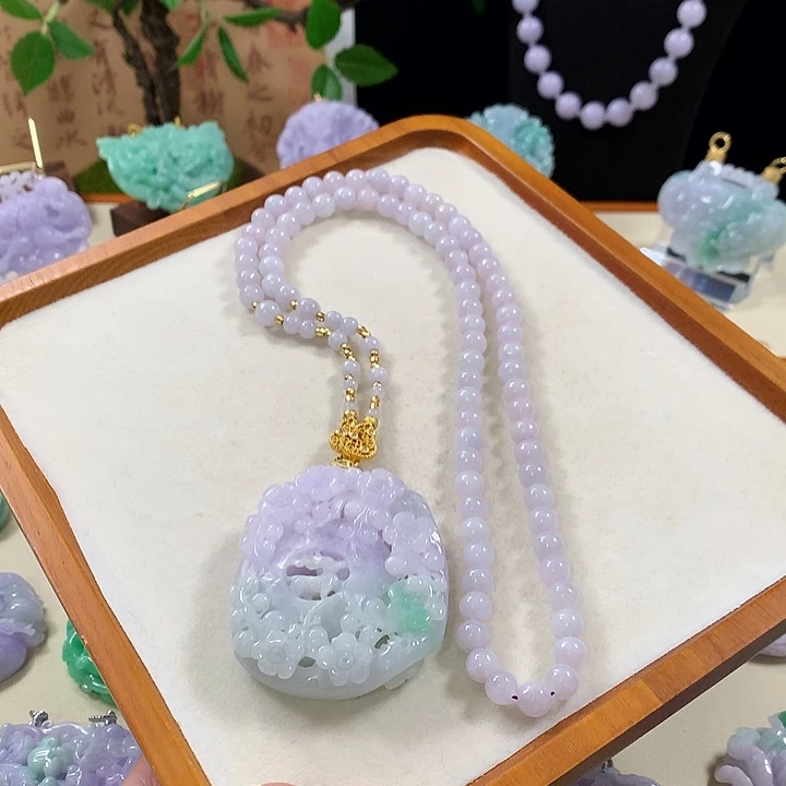 翡翠未镶嵌颈饰翡翠吊坠