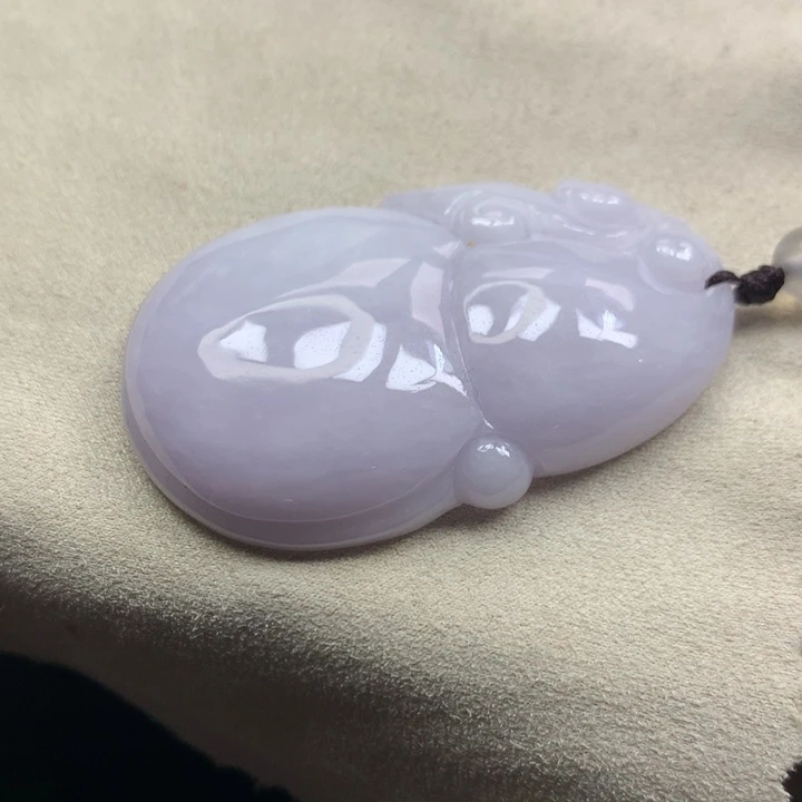 翡翠颈饰未镶嵌吊坠