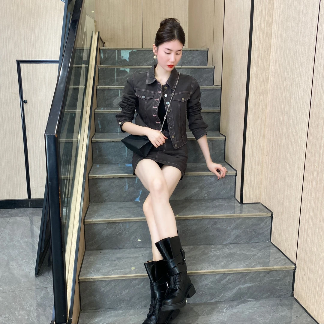 【俊英】韩版休闲风2025秋款潮流时尚街头复古辣妹风牛仔套装