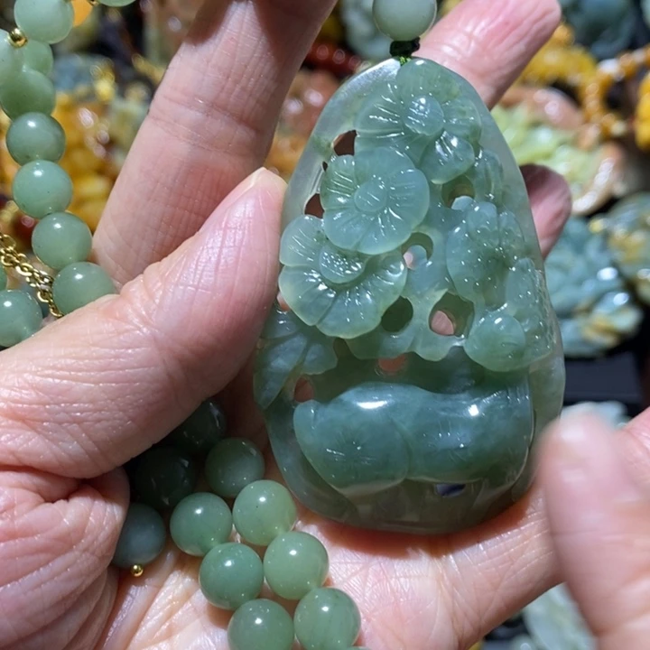 岫玉岫玉吊坠未镶嵌