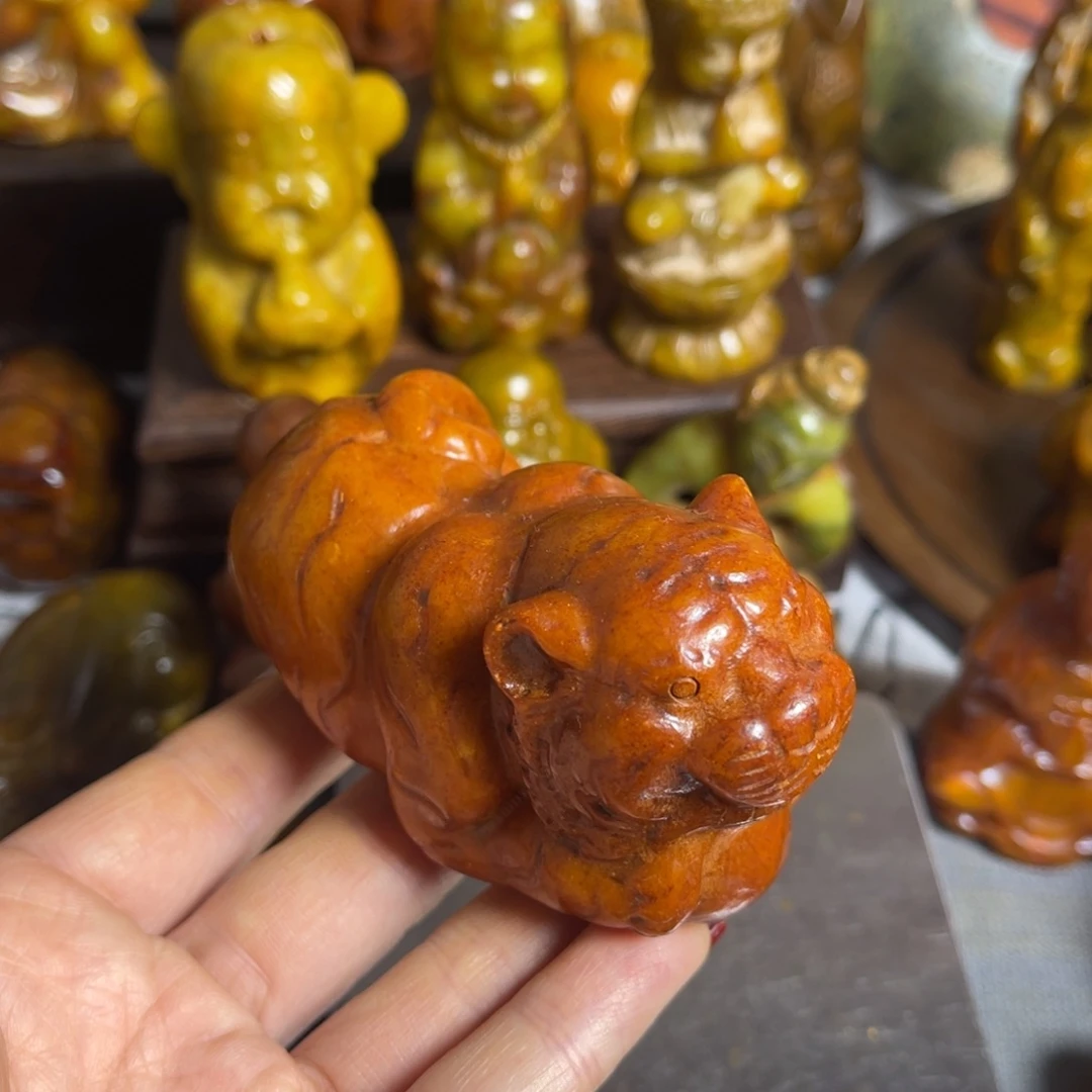 蛇纹石玉合金颈饰