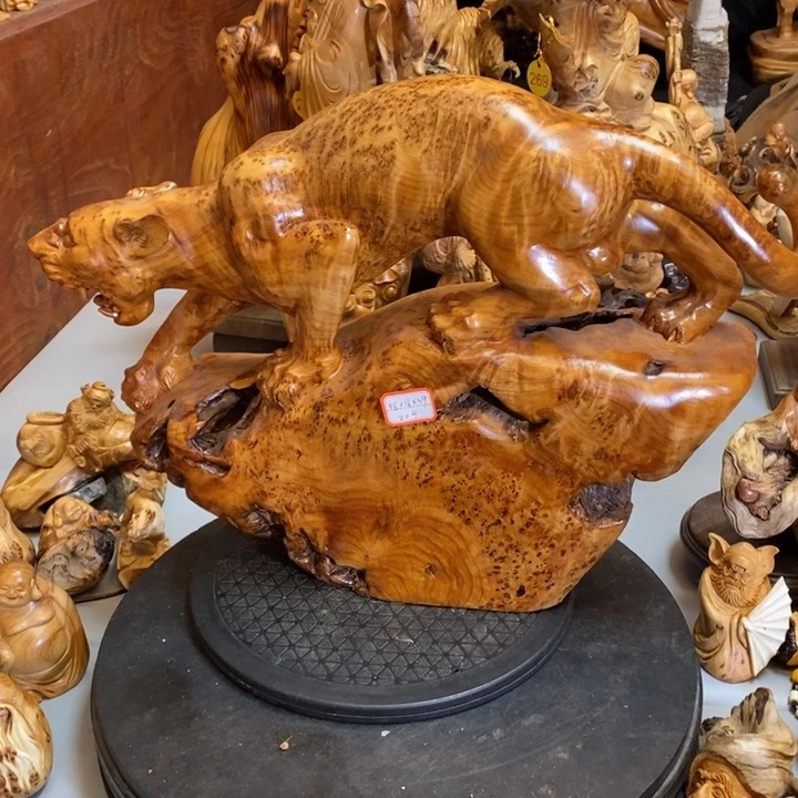 柏木工艺品摆件制作