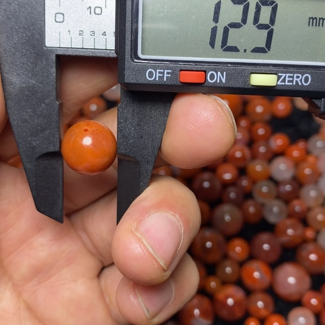 未镶嵌13加圆珠1个103号南红玛瑙