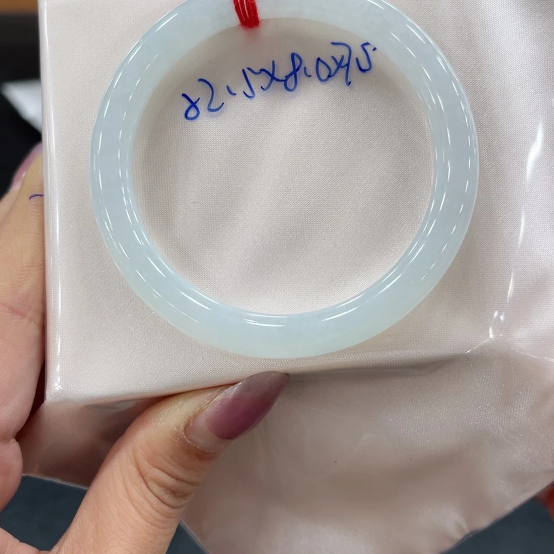 未镶嵌手镯翡翠翡翠