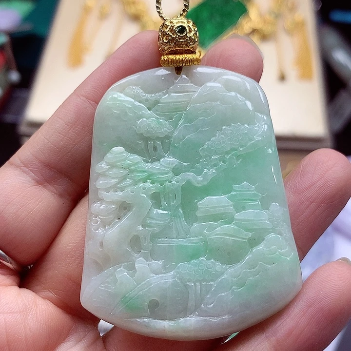 颈饰未镶嵌翡翠翡翠