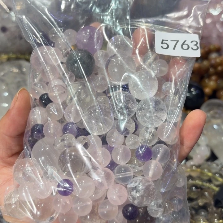 隔***h未镶嵌水晶手链水晶