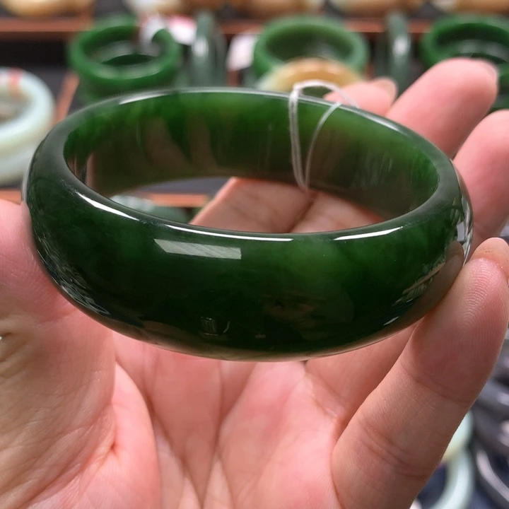 【闪购商品】未镶嵌手镯和田玉