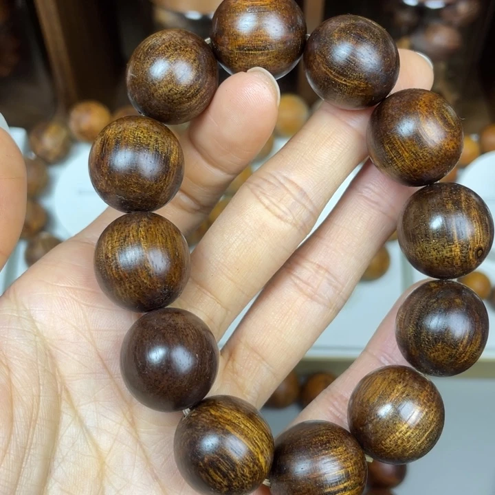 贡木把件手串手串