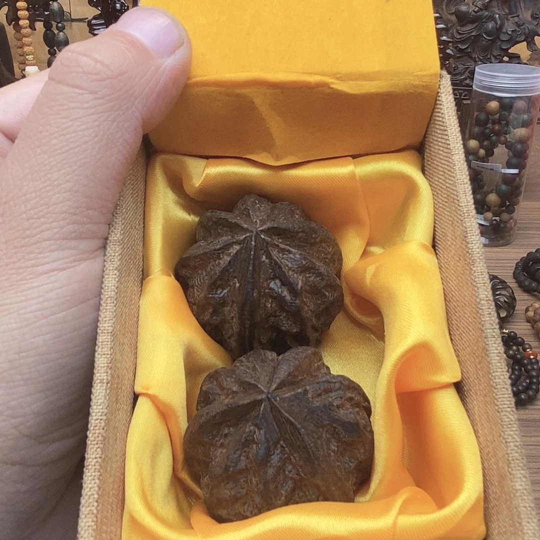 滴血莲花菩提手串