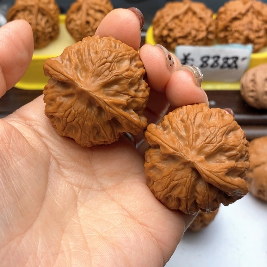 文玩核桃把件43尺全品宫灯