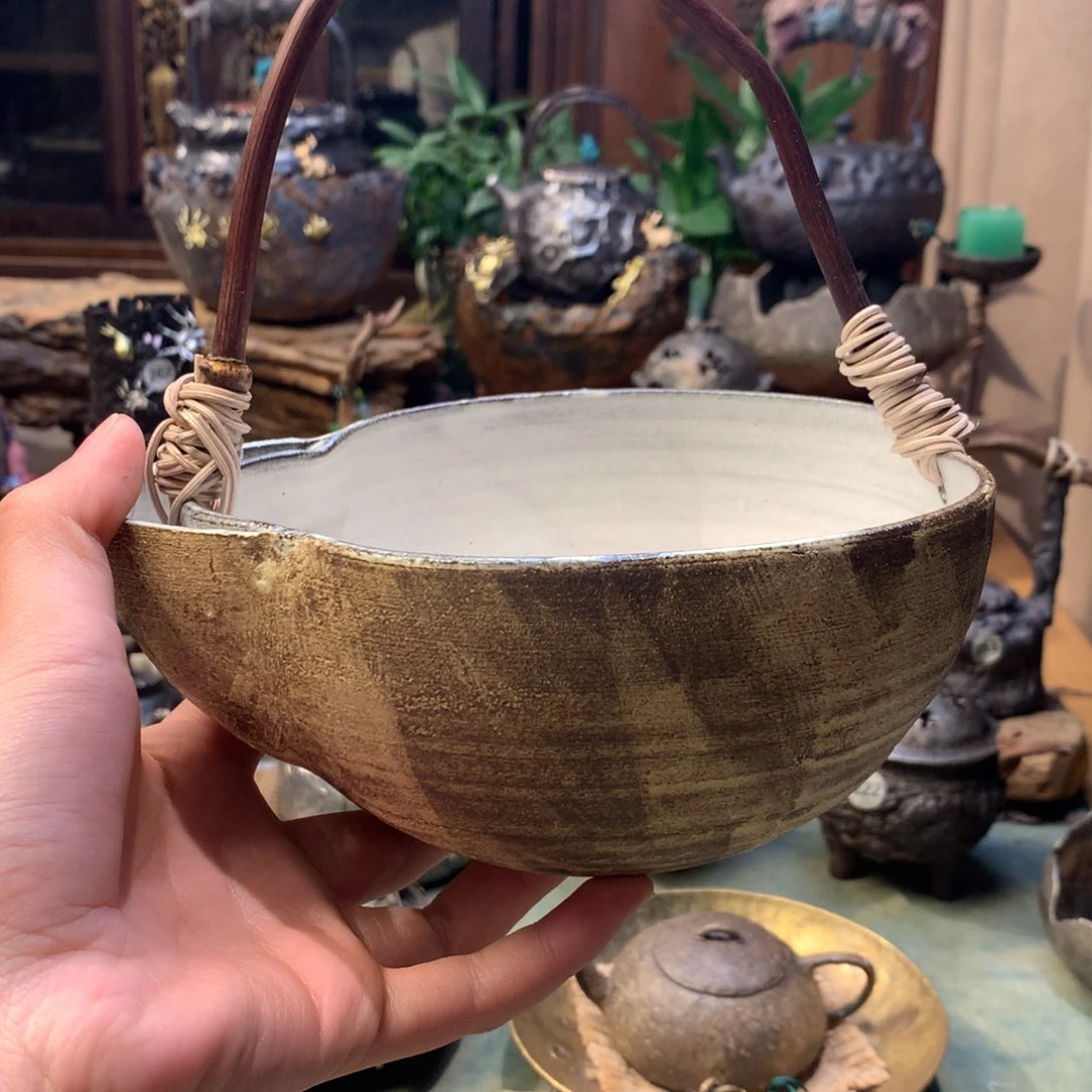紫砂手工制作工艺精湛爱*谁