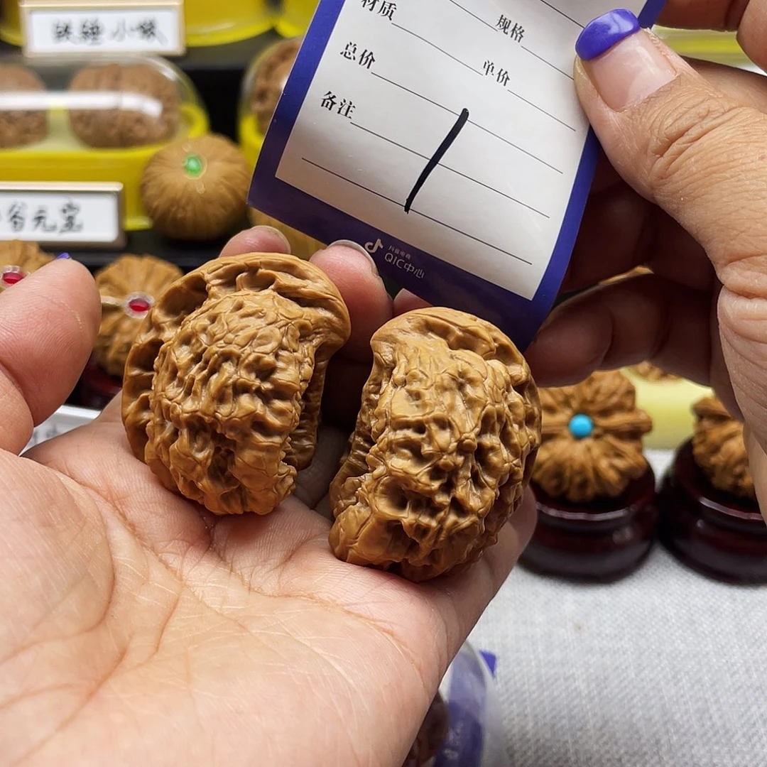 文玩核桃把件座山雕全品