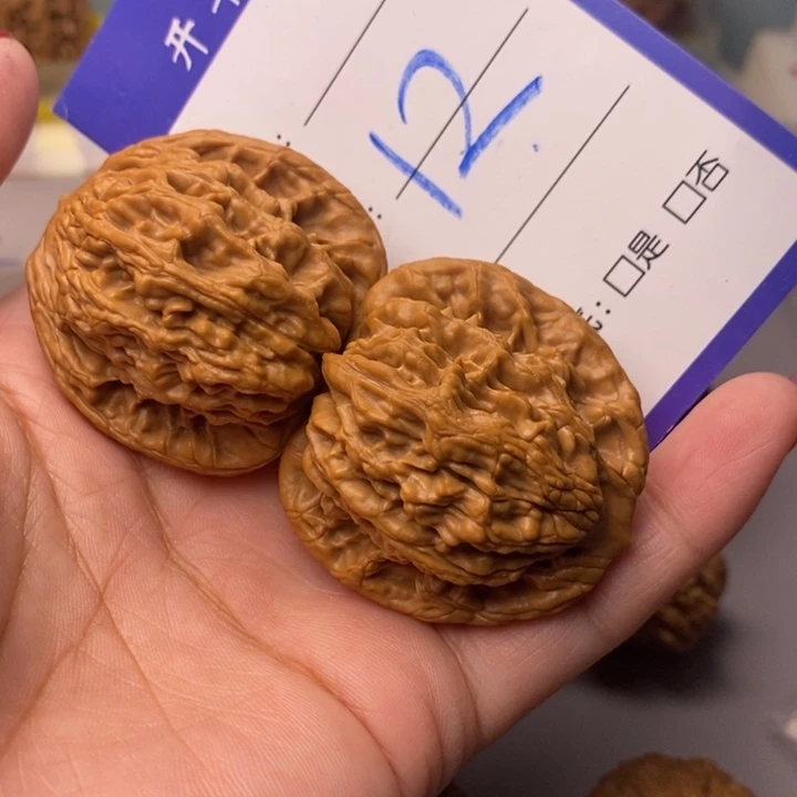 文玩核桃把件12号虎头