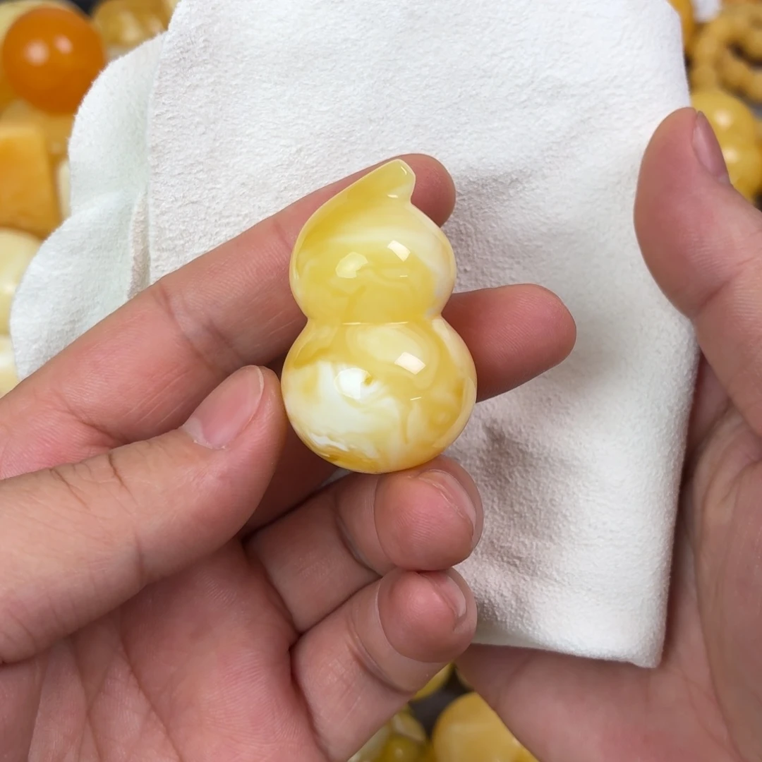 植物珀未镶嵌吊坠(不含链)