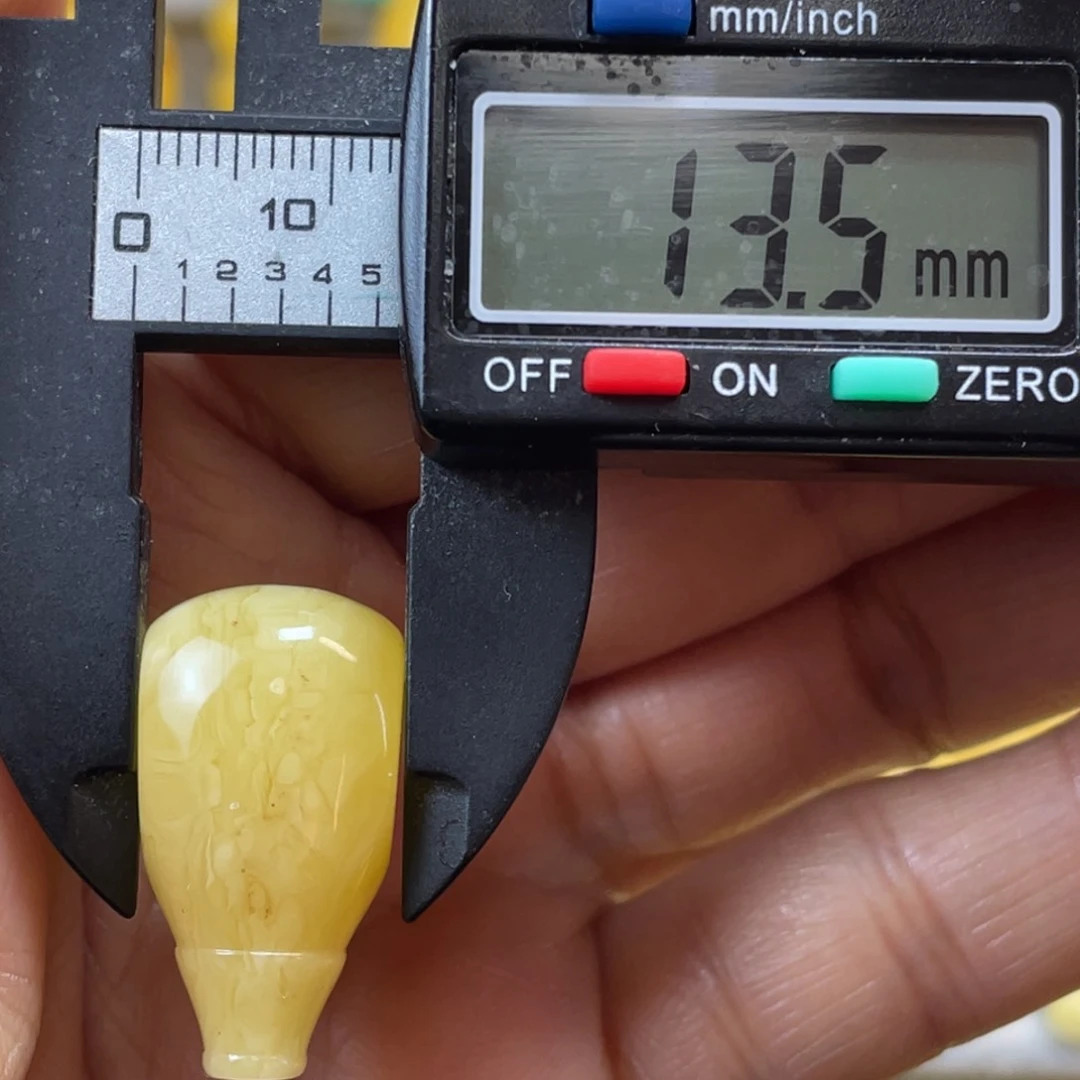 【闪购商品】裸石蜜蜡未镶嵌56杂