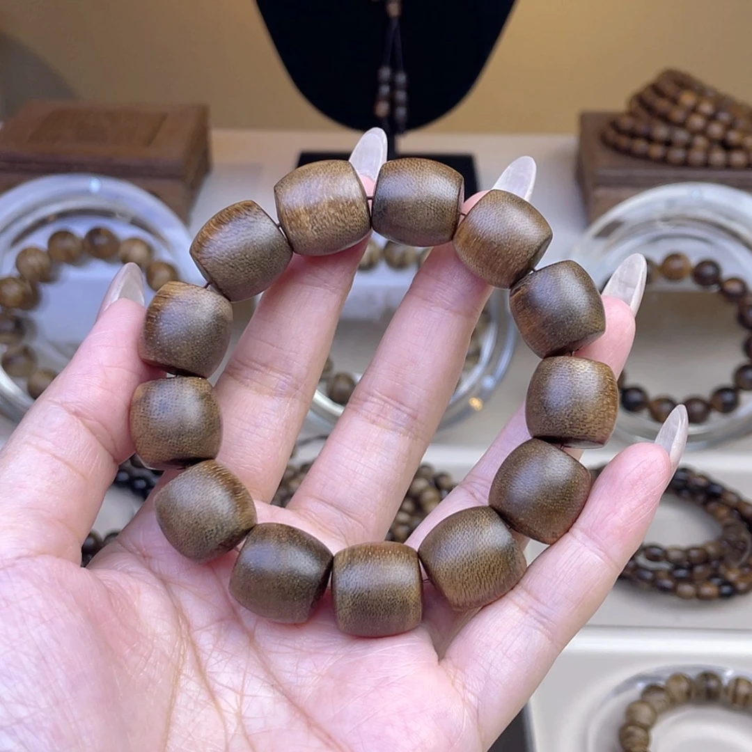 【闪购商品】沉香手串?****哈绿棋楠