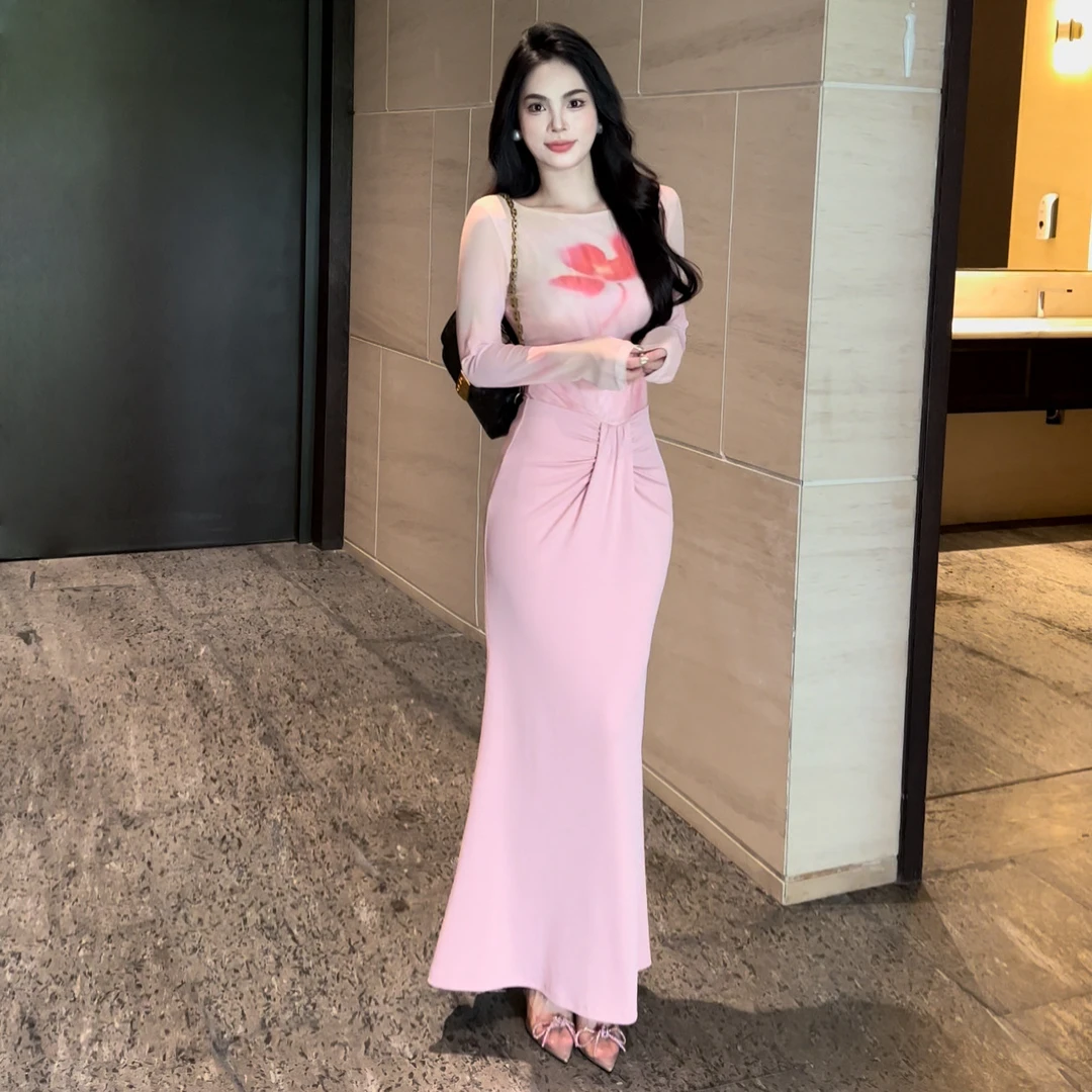 新款气质高级洋气百搭网纱针织褶皱拼接连衣裙夏