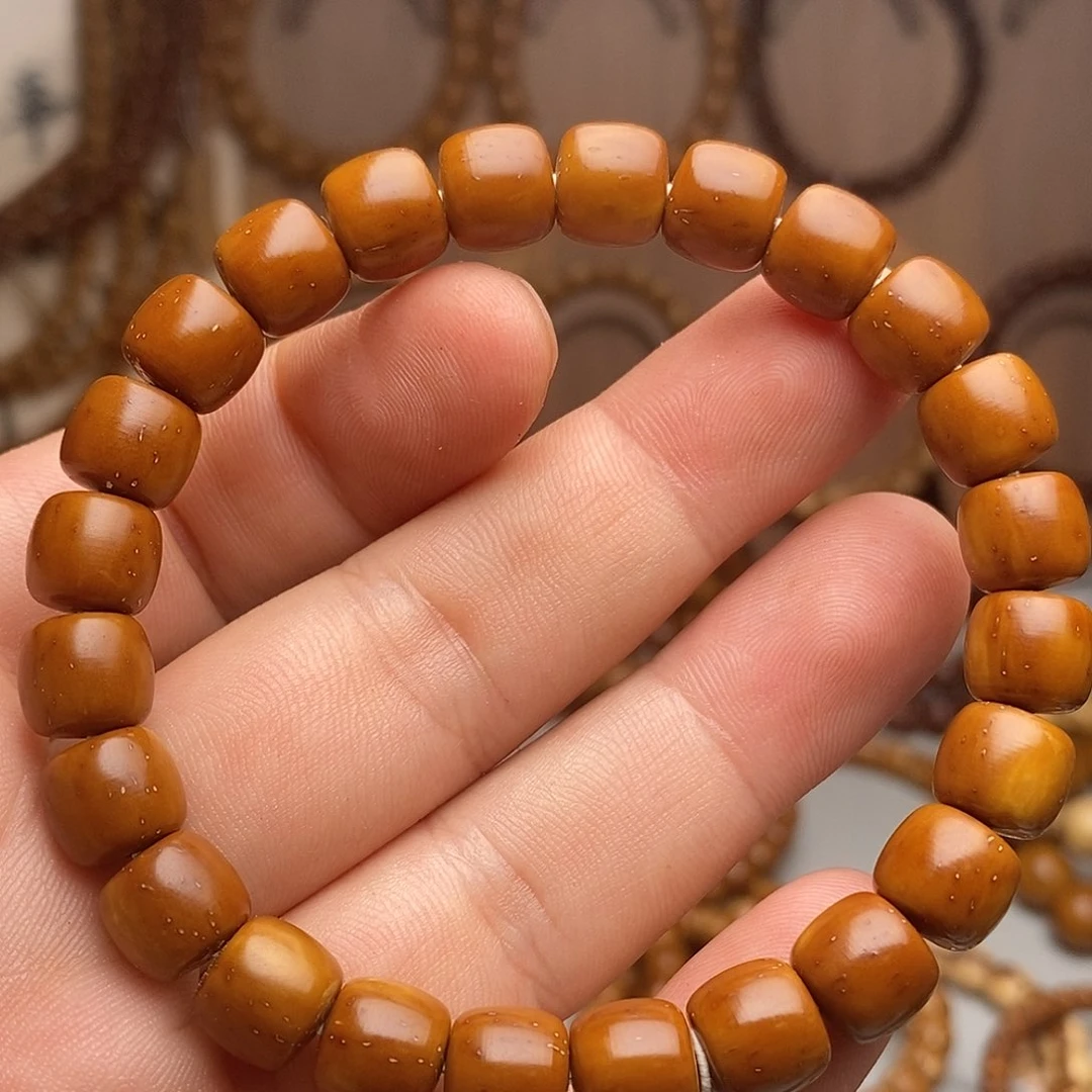 卑***圈紫金鼠吊坠实心老型9.7