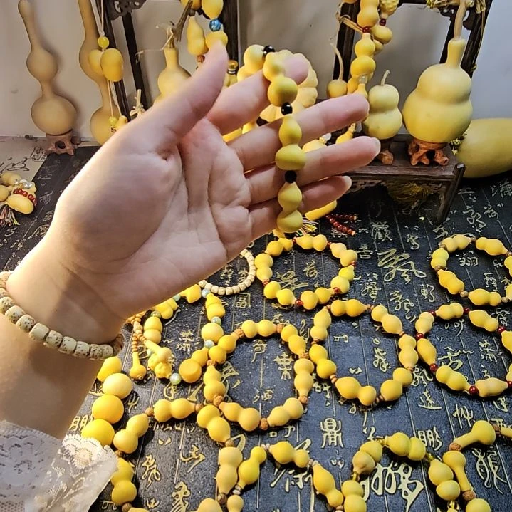 2.55尺寸带嘴手串……