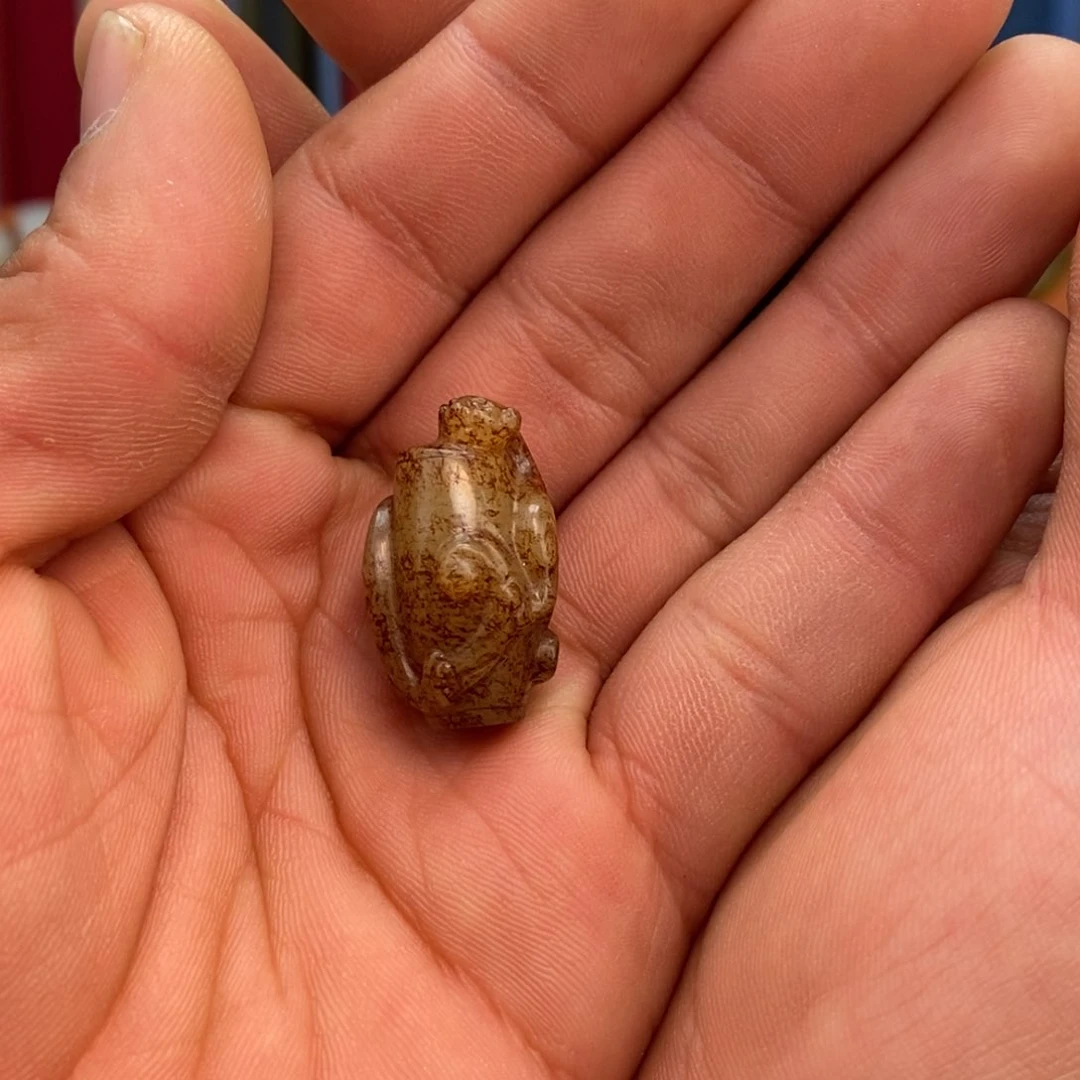 和田玉佩饰未镶嵌佳**妻