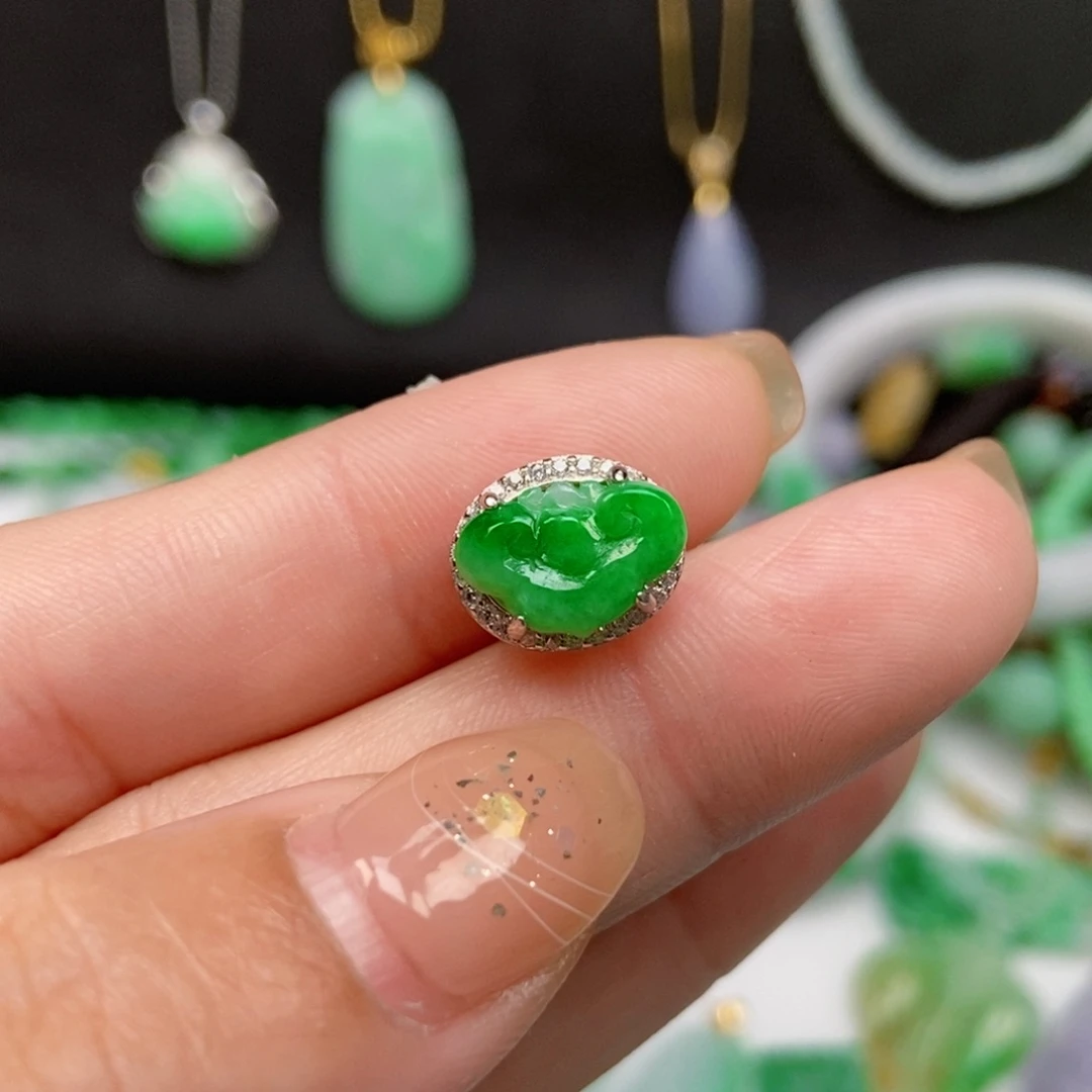 翡翠未镶嵌吊坠(不含链)