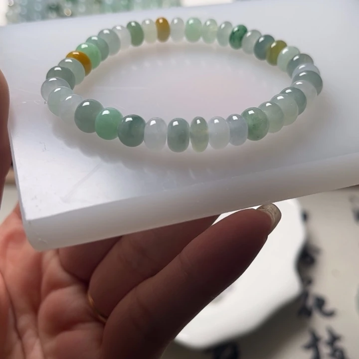 未镶嵌手串翡翠翡翠