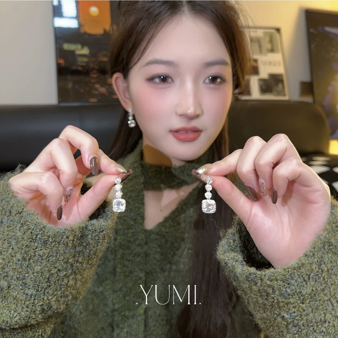 铜合金锆石耳饰 「许我耀眼」方糖满钻流苏耳钉高级轻奢百搭耳饰