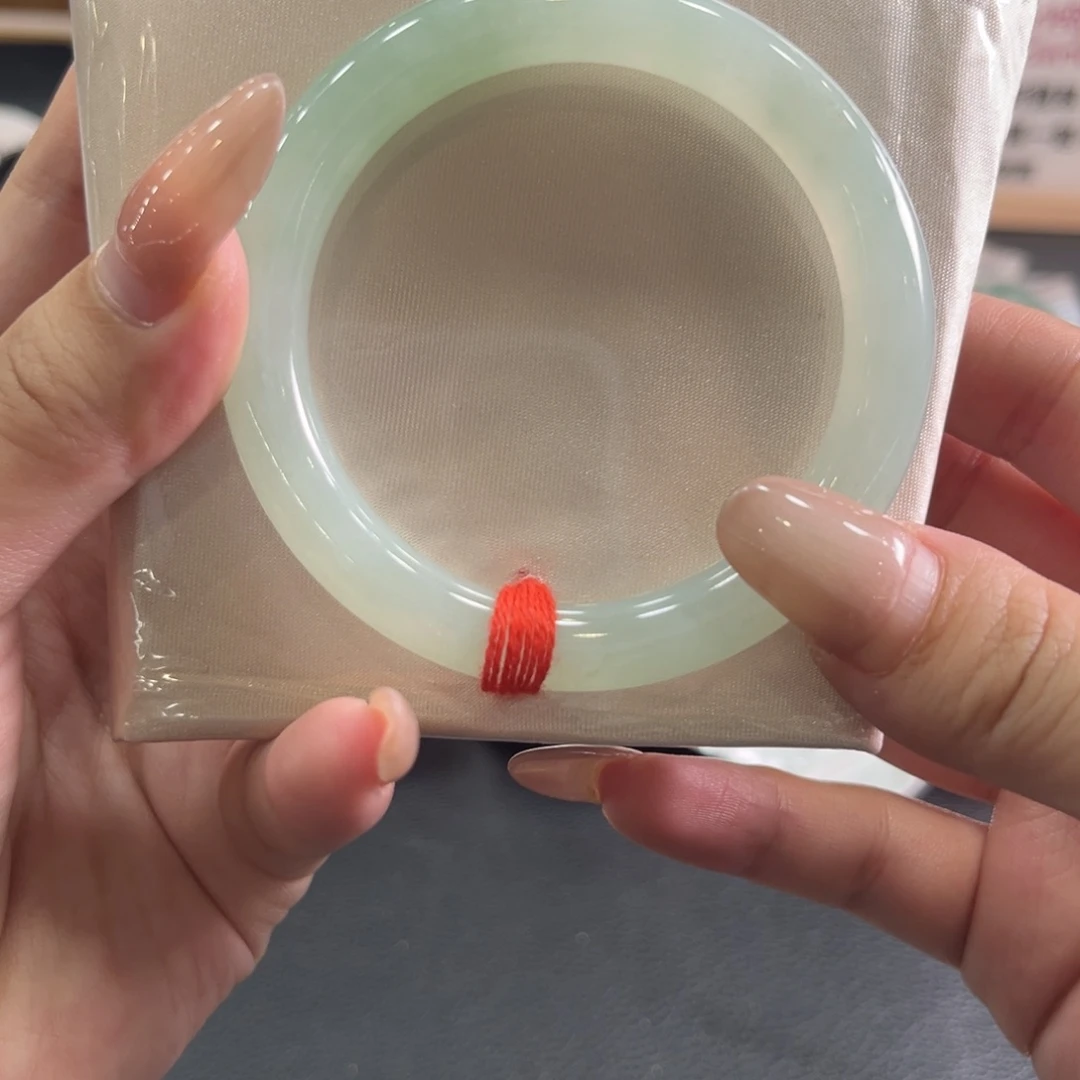 翡翠未镶嵌手镯52冰葡萄