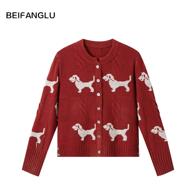 北方鹿【新年款小狗提花毛衣】100%绵羊毛圆领提花针织开衫女251513