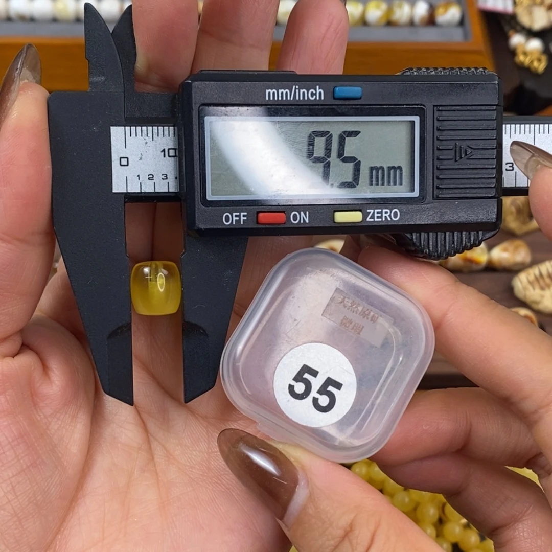 琥珀未镶嵌珠宝奇石琥珀蜜蜡微瑕