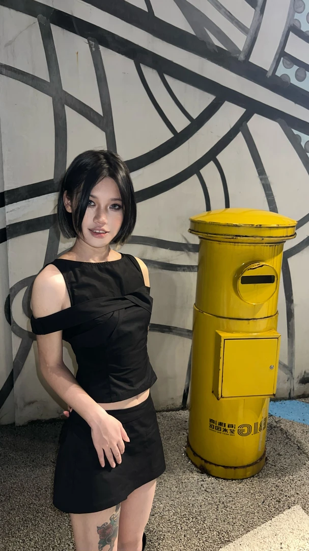 左左惠定制【黑武士】两件高级小个子遮肉小众炸街高级感女装套装