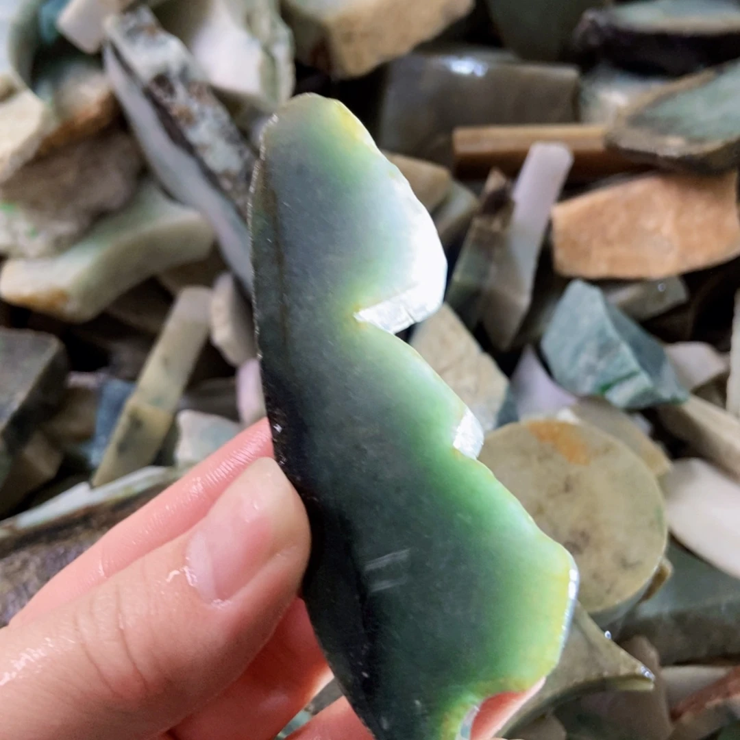 翡翠未镶嵌颈饰天然翡翠