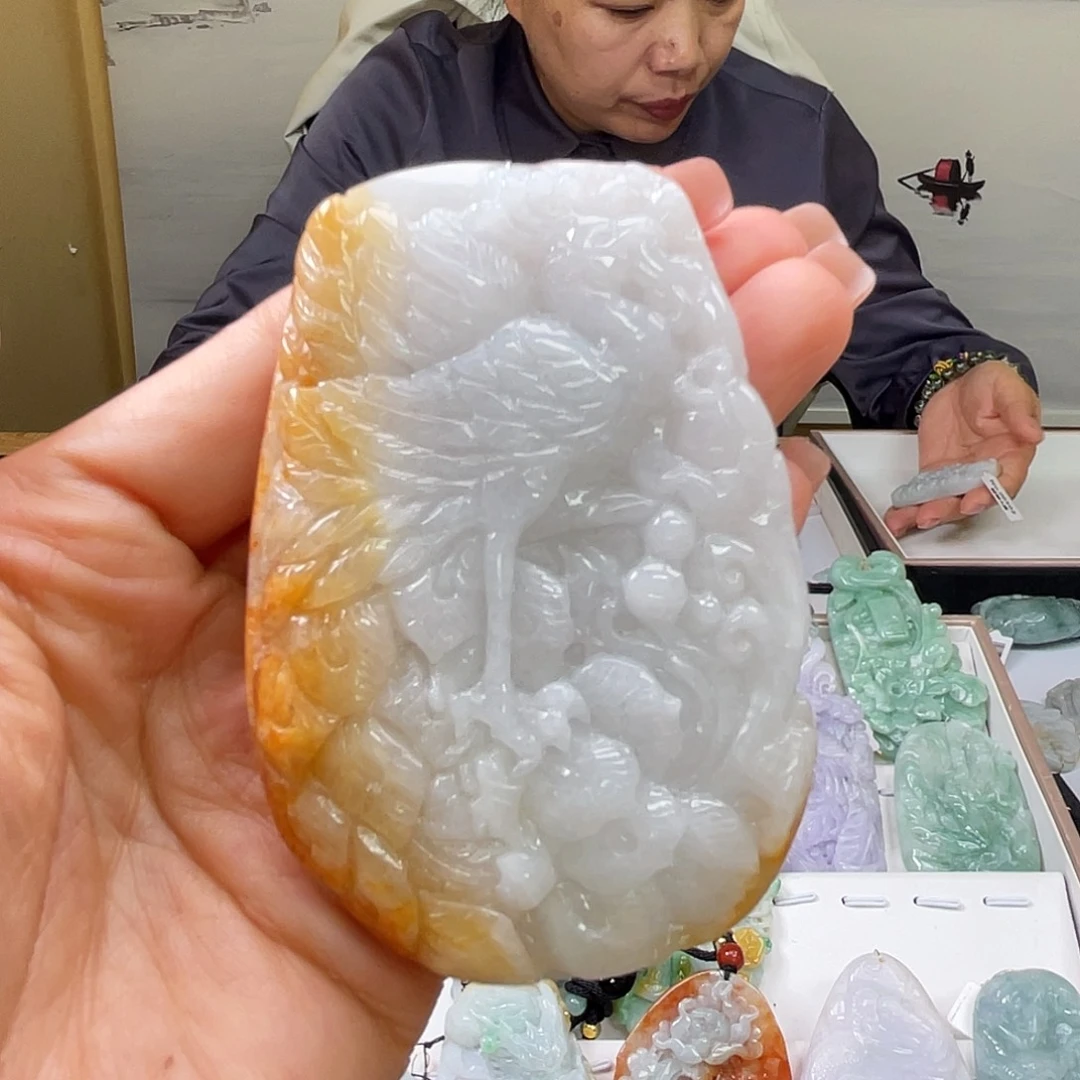 翡翠吊坠(不含链)未镶嵌