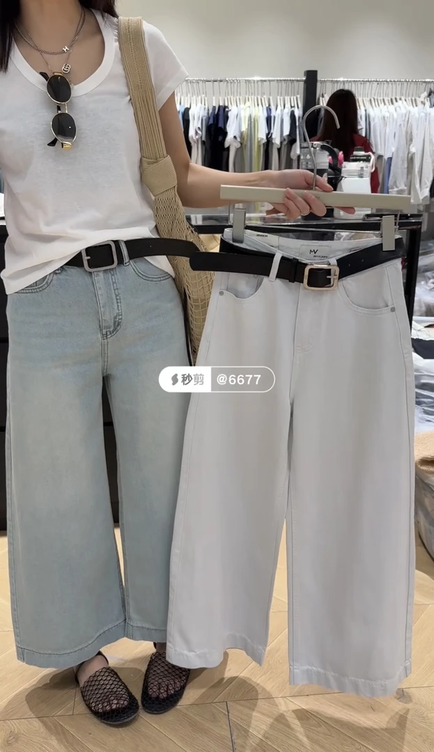 桃喜专属浅蓝色牛仔裤