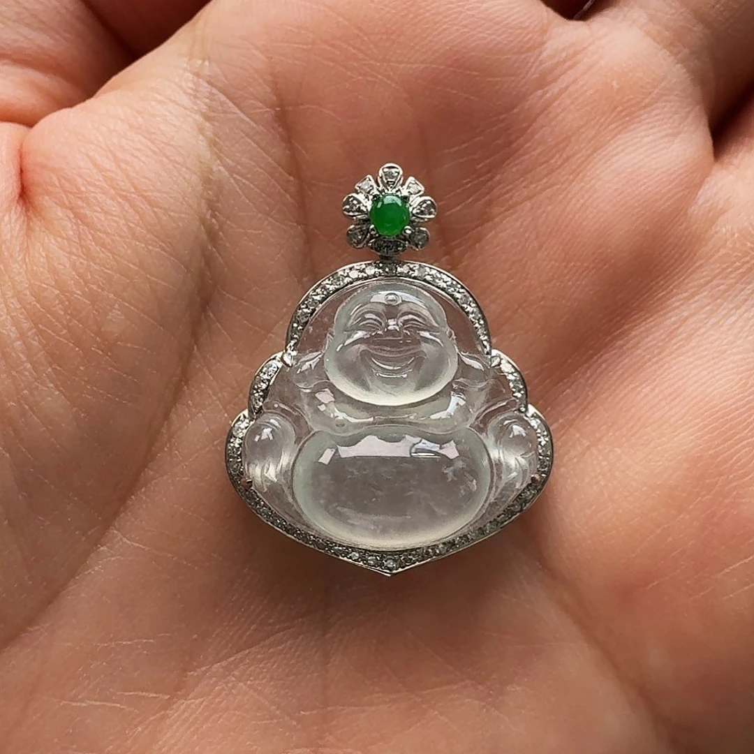 翡翠颈饰18K金镶嵌佛